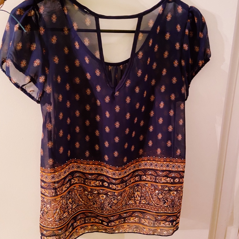 Blu Pepper-Mesh Top - Picture 2 of 3